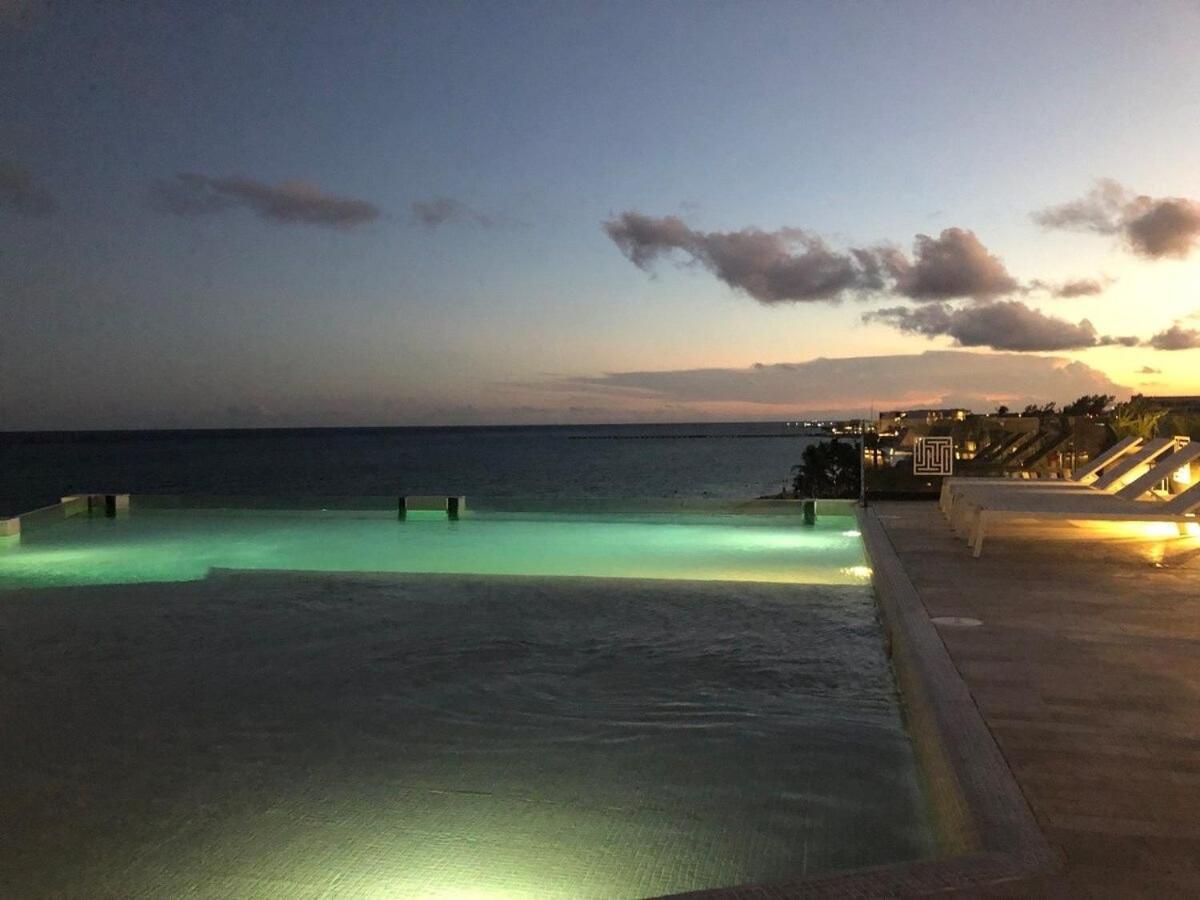 Deluxe Aparment Whit & Ocean View 8 Pax